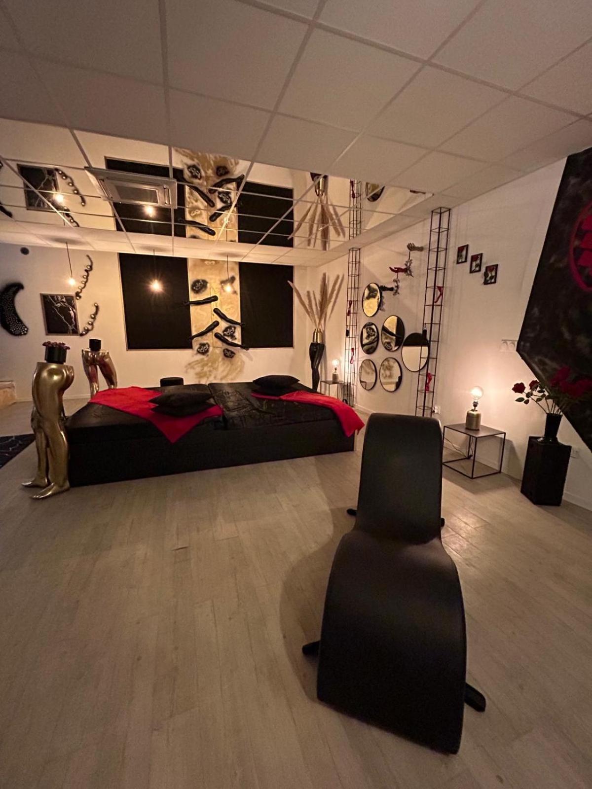 L'Escapade Sensuelle - La Love Room D'Epernay Ngoại thất bức ảnh