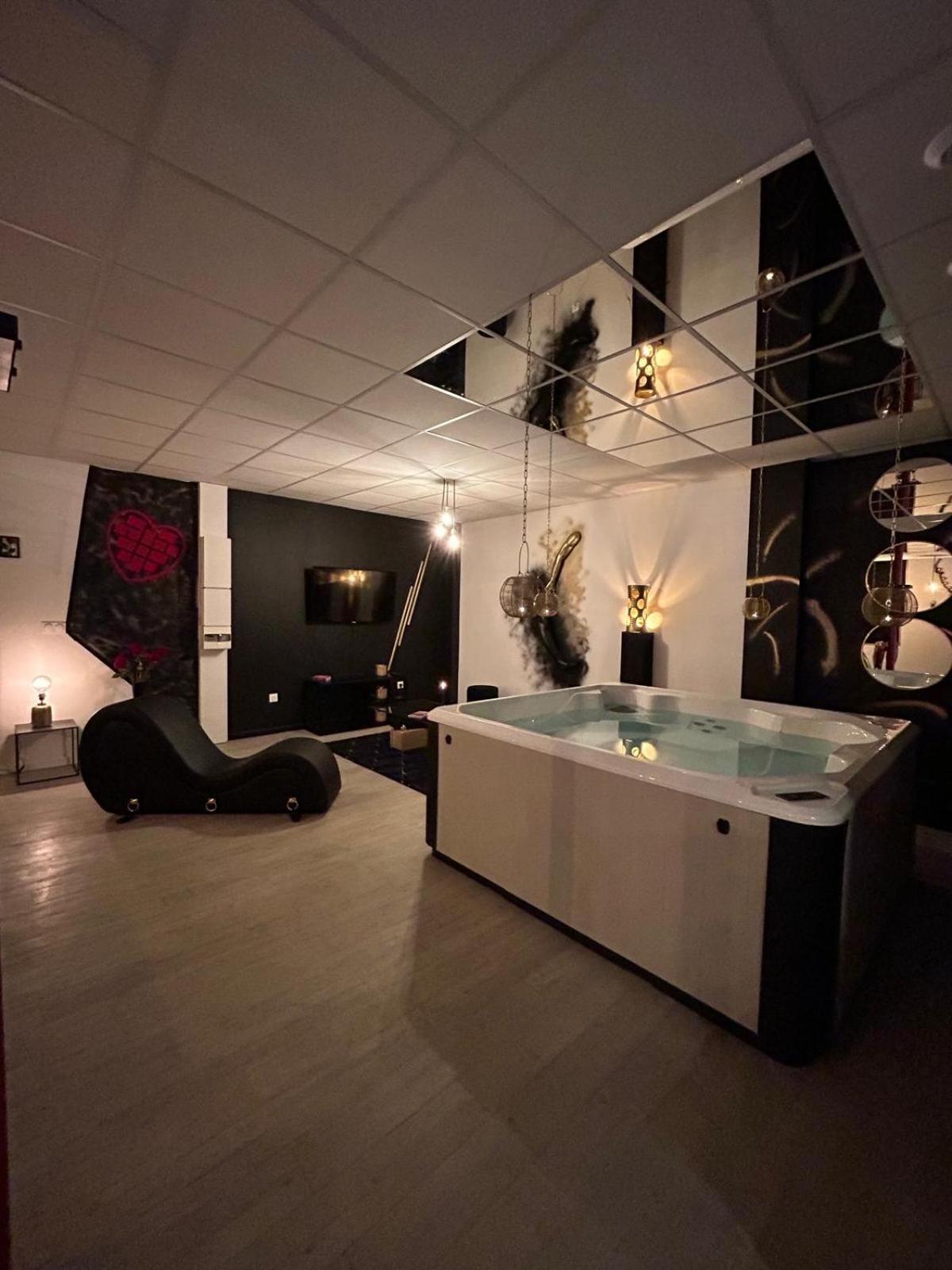 L'Escapade Sensuelle - La Love Room D'Epernay Ngoại thất bức ảnh